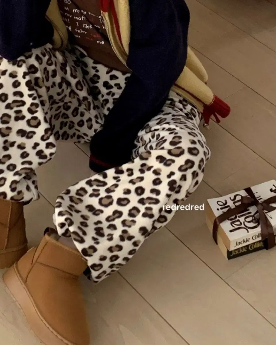 レオパードフリースパンツ