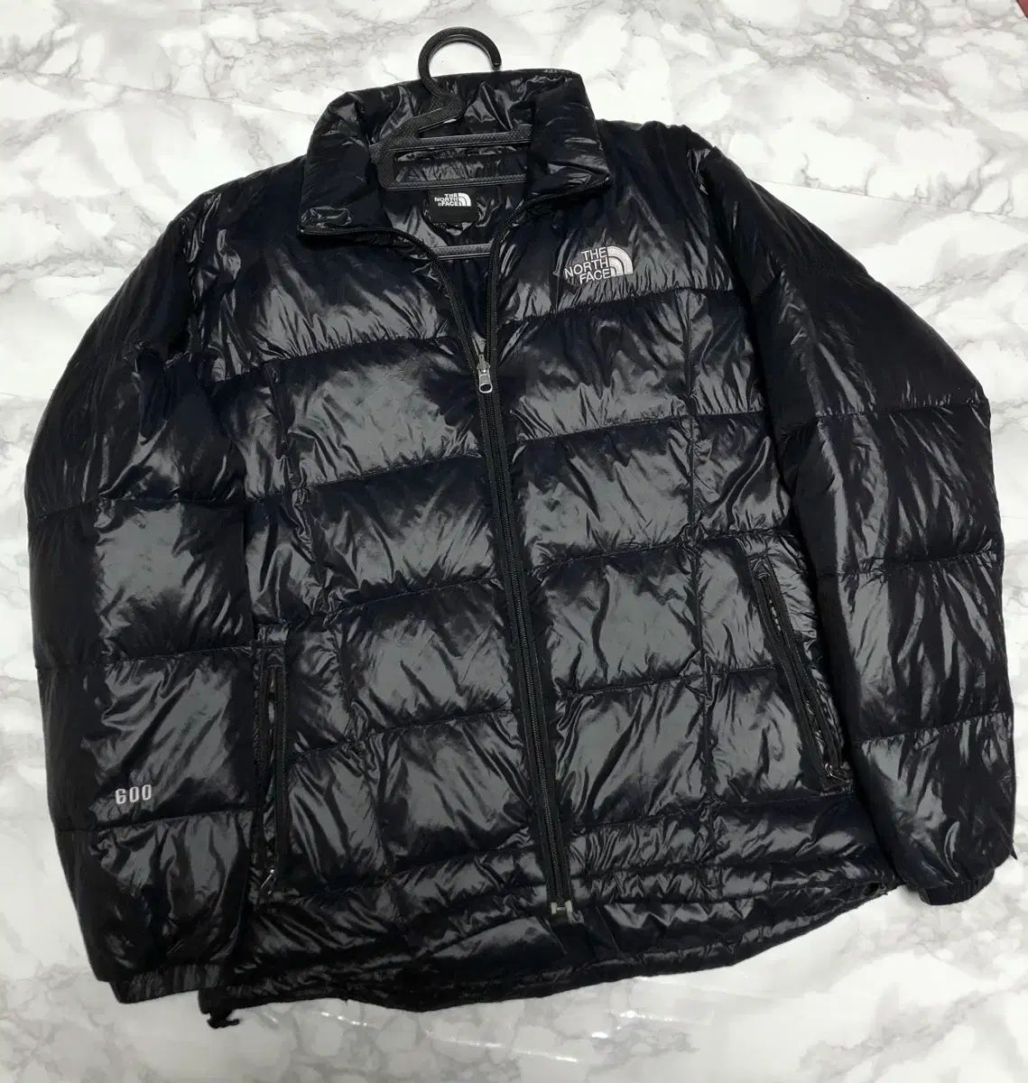 THE NORTH FACE ザノースフェイス 600 ダウン グースダウン Nuptse 