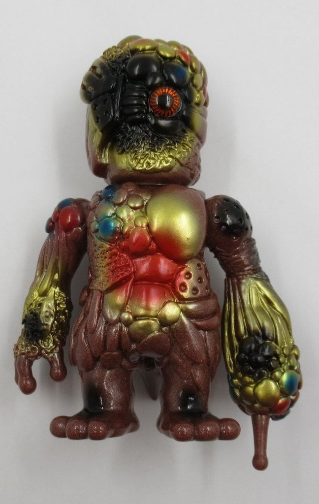 REALHEAD ミュータントカオス ブラウンラメ成型|金|黒|赤|青塗装 緑目