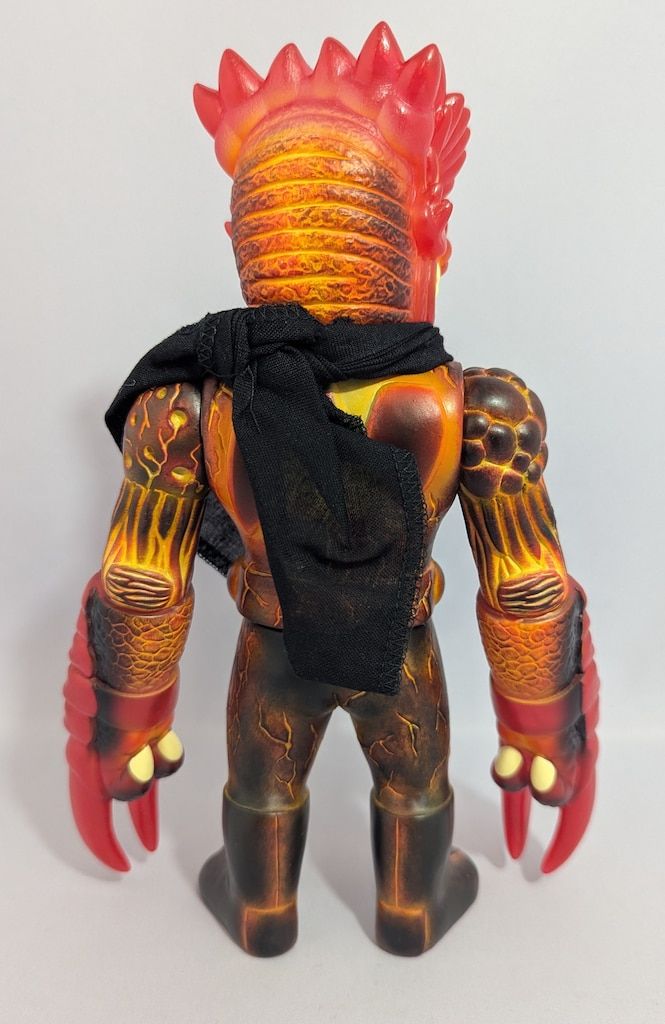 REALHEAD/ヒラリークリキントン ドラコマン クリアレッド成型/黒