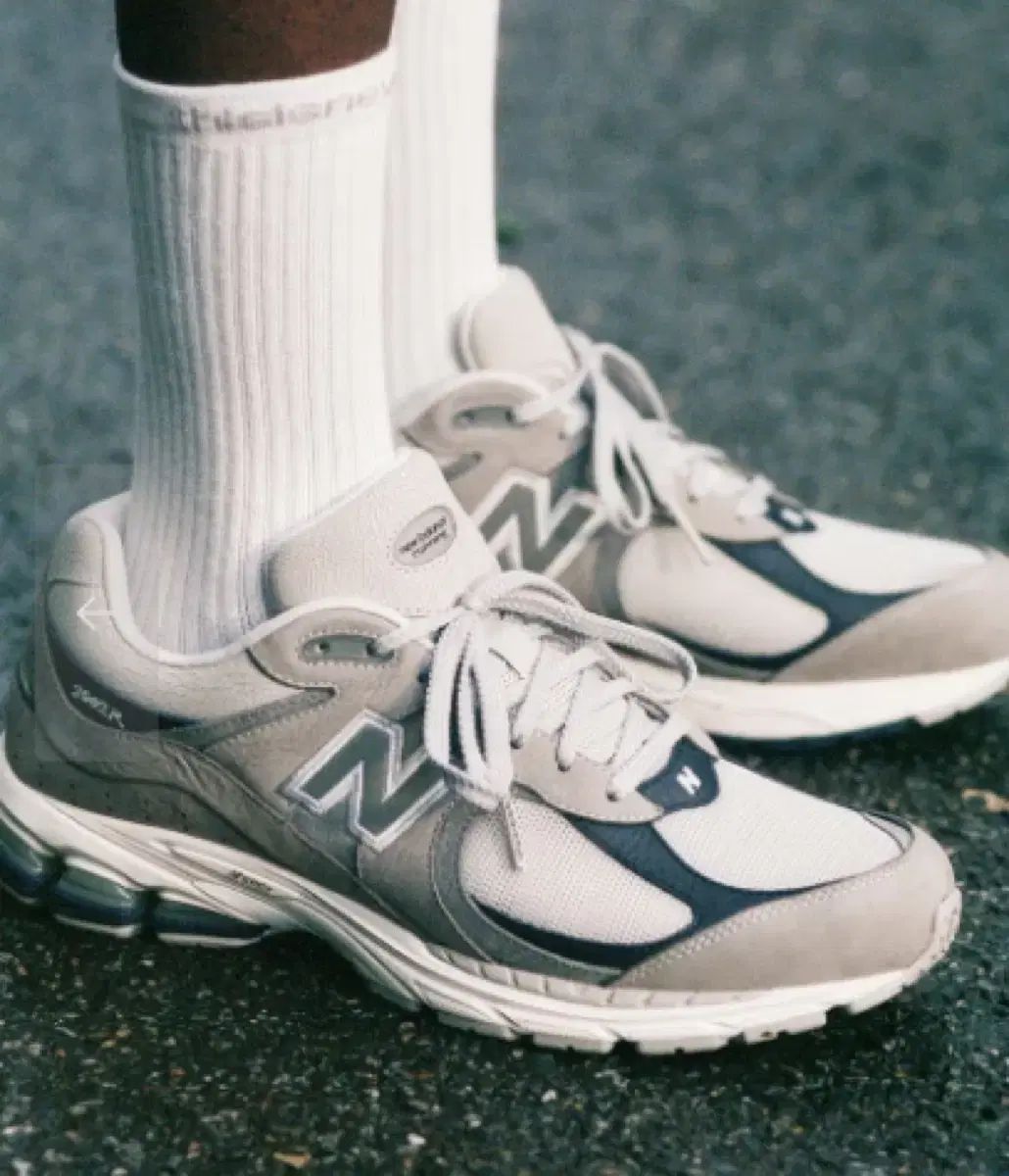 ニュー ンス X ディネ뎃 2002 R 2025 ダウンタウンラン | 275