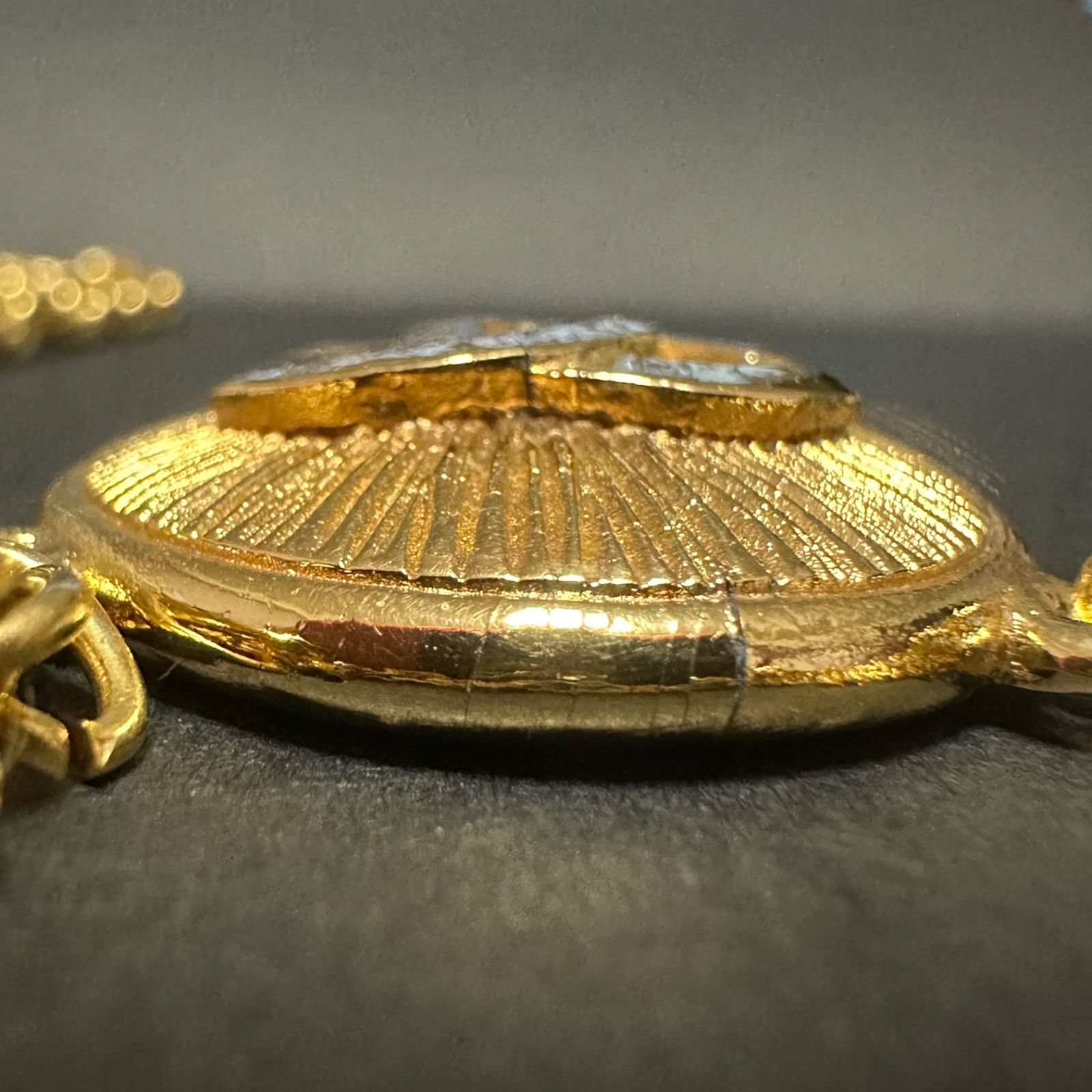 ラウンド レディース