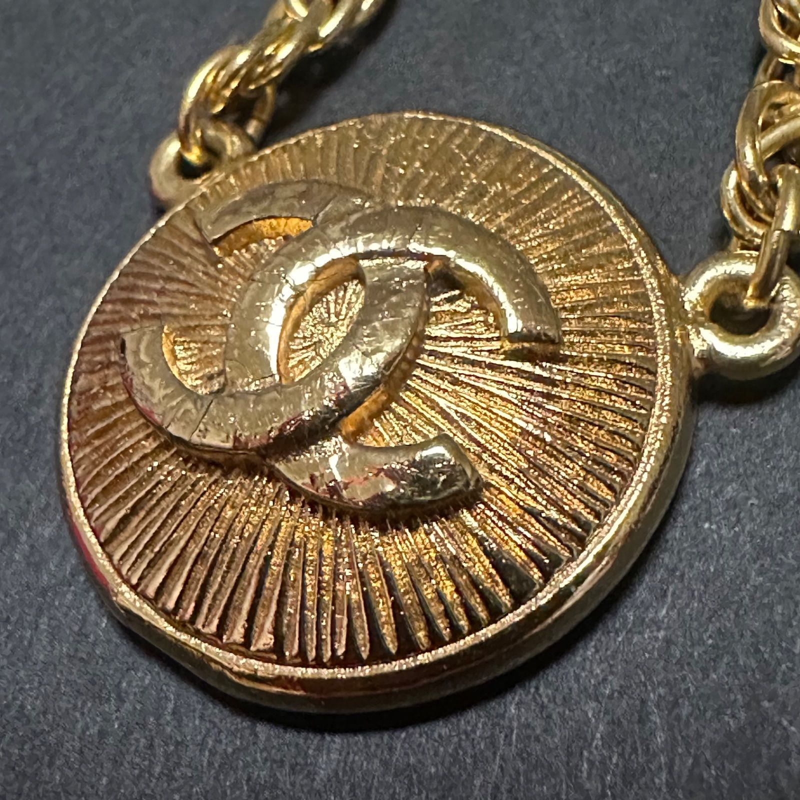 ラウンド レディース