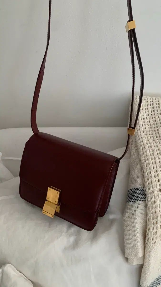 オールドセリーヌ