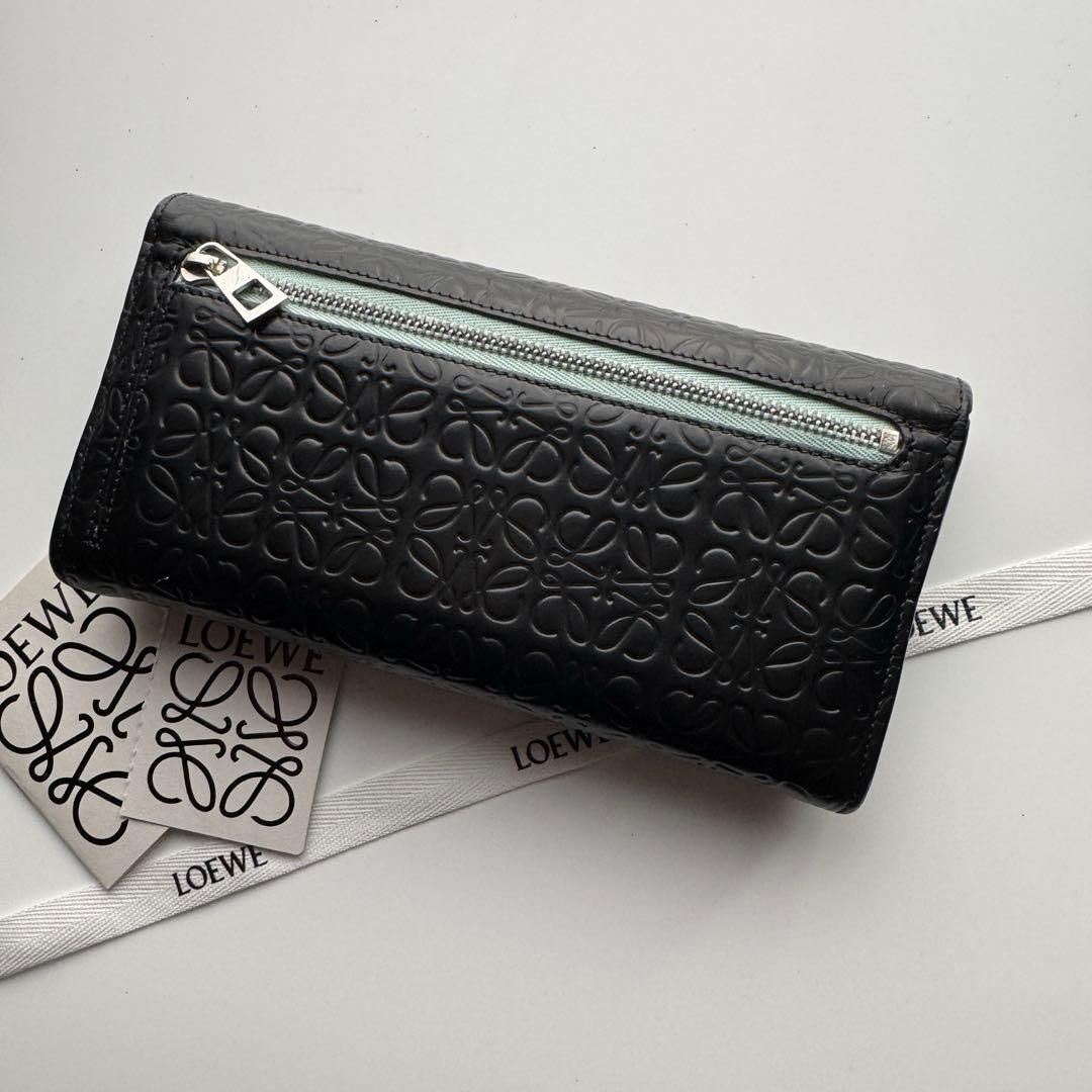 ロエベ 2つ折り長財布