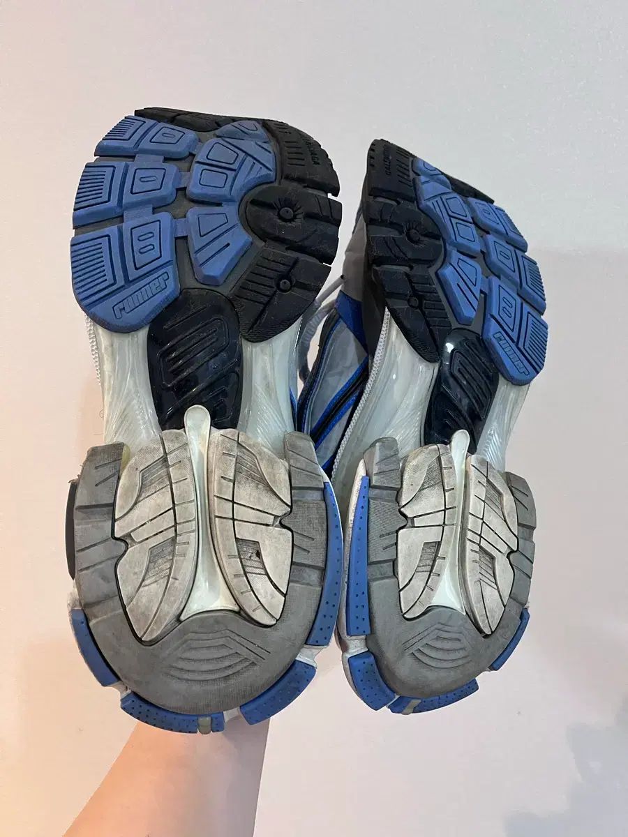 ニューランナー スニーカー