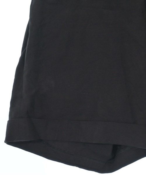 ショートパンツ