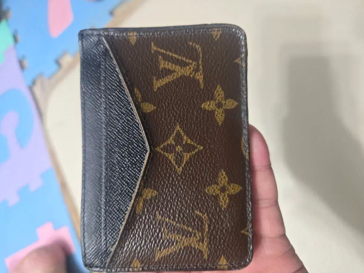 Louis Vuitton モノグラム マカサー カードホルダー