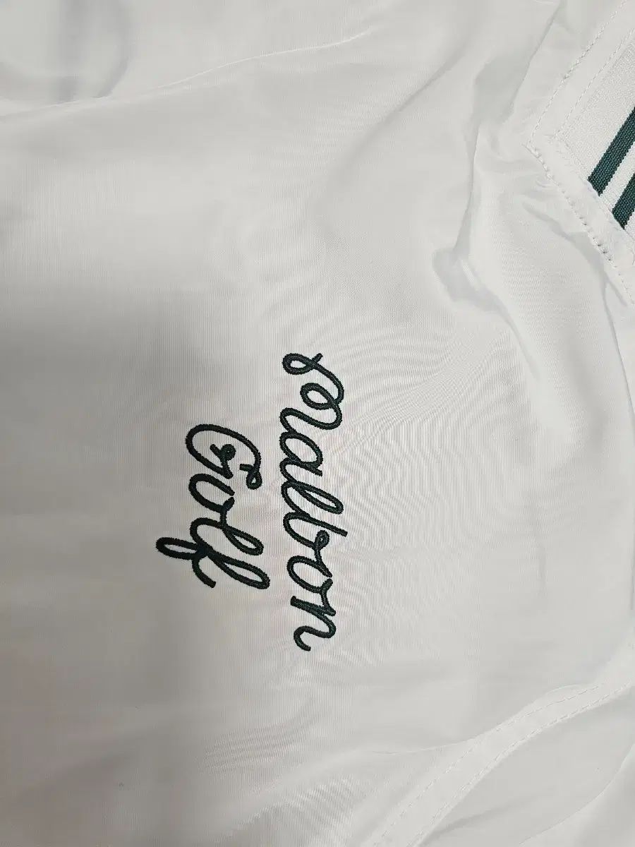 ウィンドブレーカー