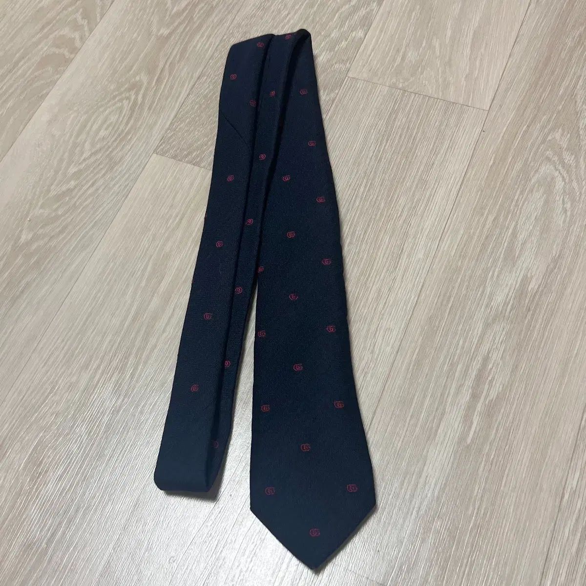 グッチ GG ロゴ ネック タイ ネイビー シルクネクタイ