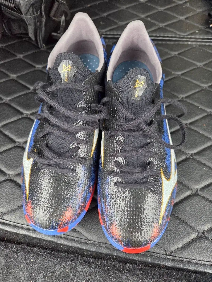 ミズノ アルファ3 エリート AS TF 260 RUNNING PACK