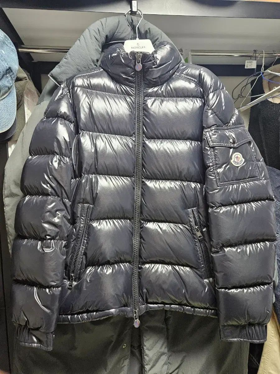 モンクレール マヤ ダウン 1 サイズ