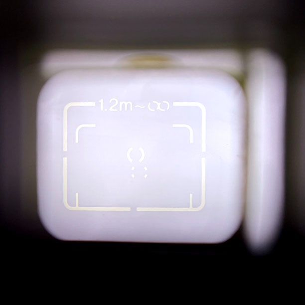 インスタントカメラ P