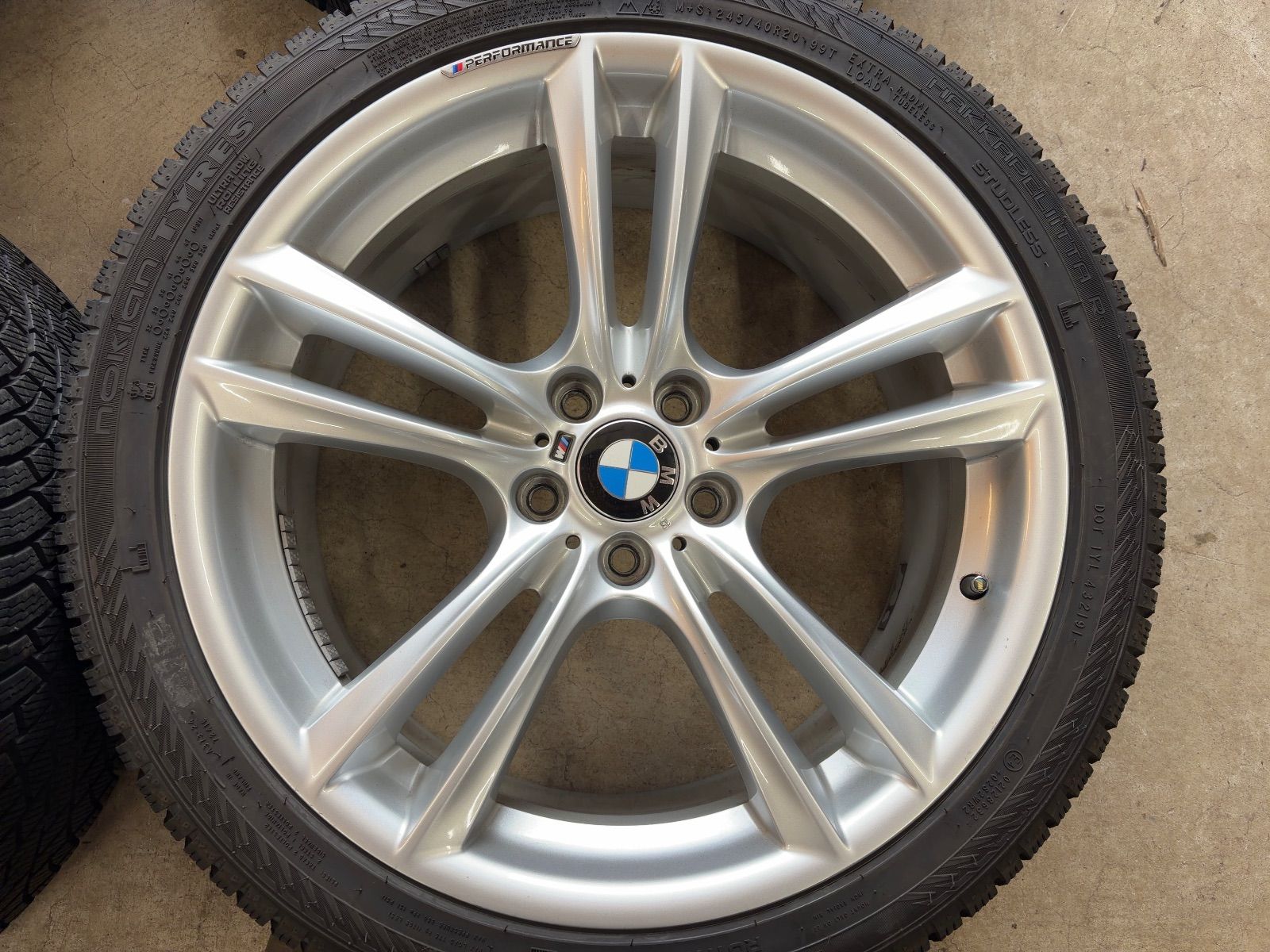 BMW F 01 7シリーズ ノキアン R 5 バリ山 20インチ 4本セット