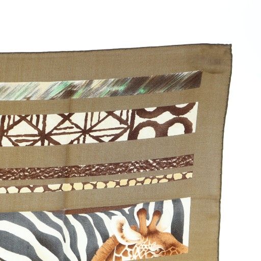 【中古】サルヴァトーレフェラガモ Salvatore Ferragamo スカーフ スクエア 大判 シルク 絹 ロゴ アニマル 茶 サルヴァトーレフェラガモ Salvatore Ferragamo 大判スカーフ ストール