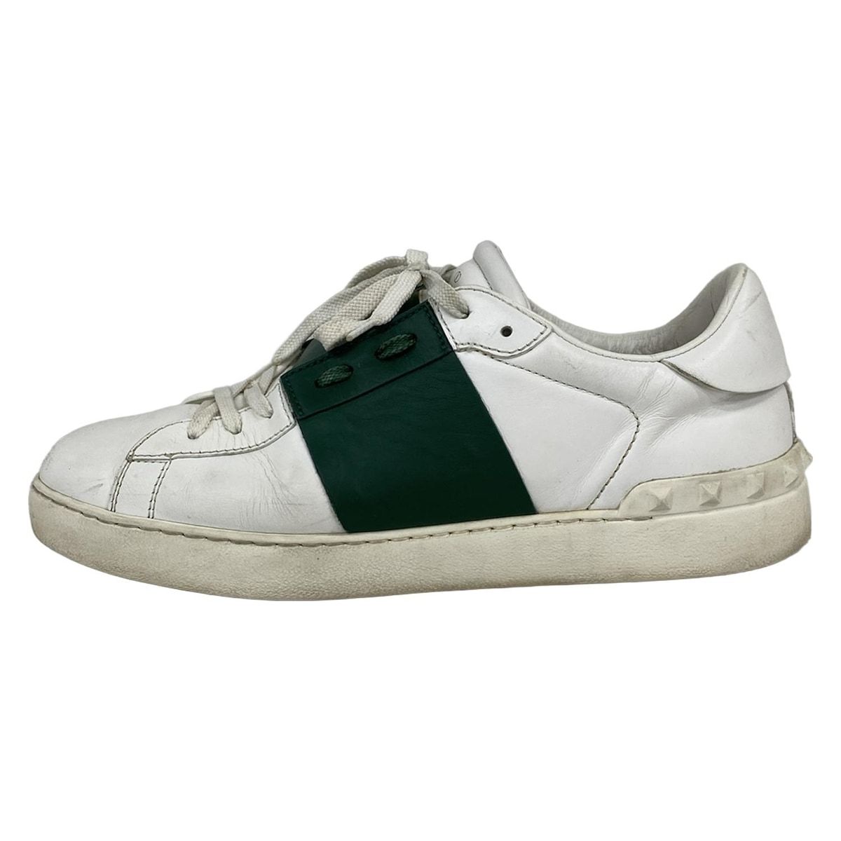 バレンチノガラバーニ スニーカー 41 1|2 メンズ - 白×ダークグリーン インソール取外し可|スタッズ レザー