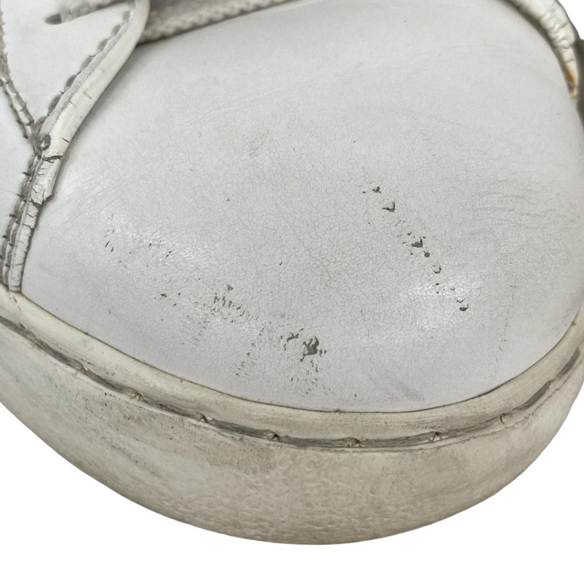 - 白×ダークグリーン