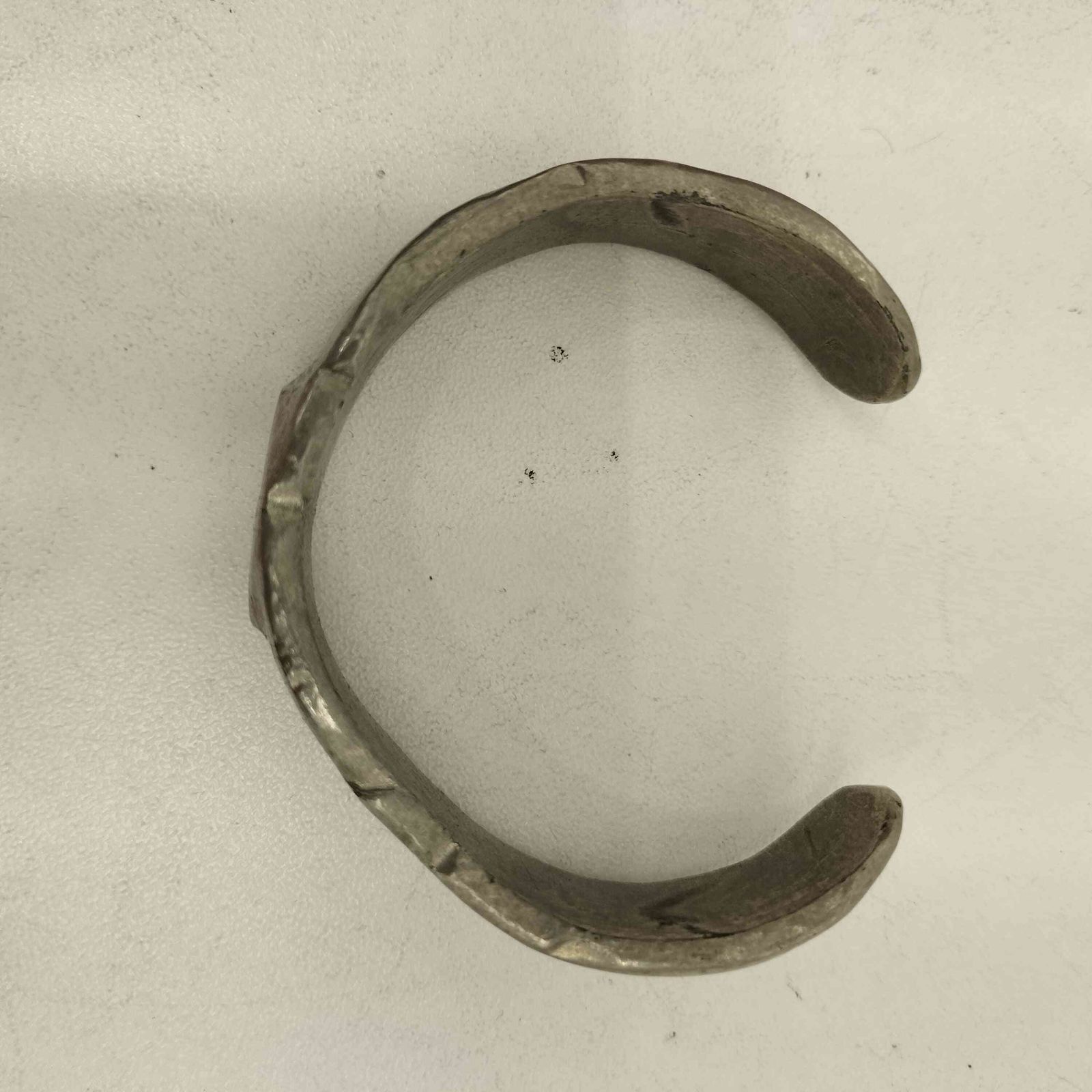 ユーズドフルギ USED古着 ルーン文字刻印 シルバー ビンテージバングル