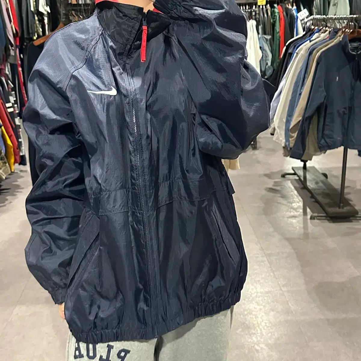 (326) NIKE ナイキ オールドスクール ウィンドブレーカー ジャケット