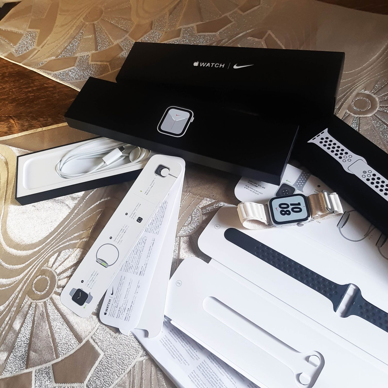 TAC 01 シリーズ6|NIKE|44 mm|セルラー アップルウォッチ Apple Watch