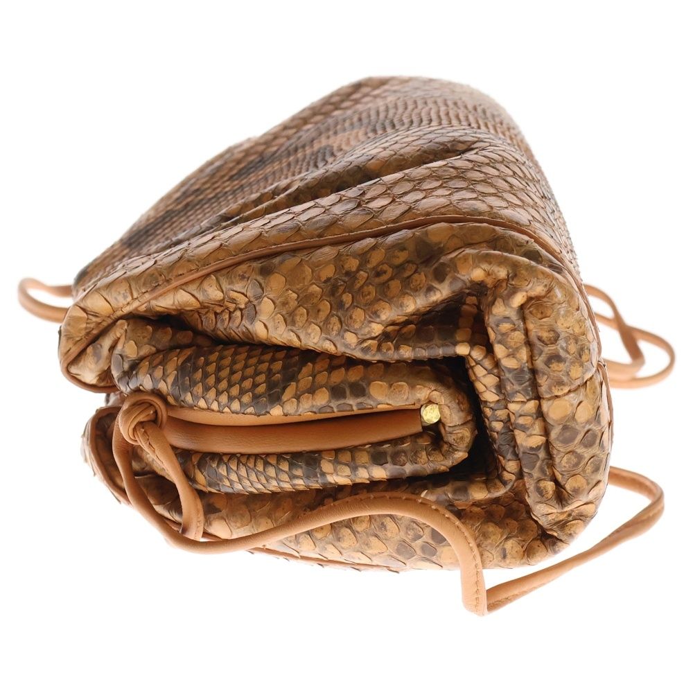 BOTTEGA VENETA (ボッテガヴェネタ) ミニ ザ ポーチ イントレチャート