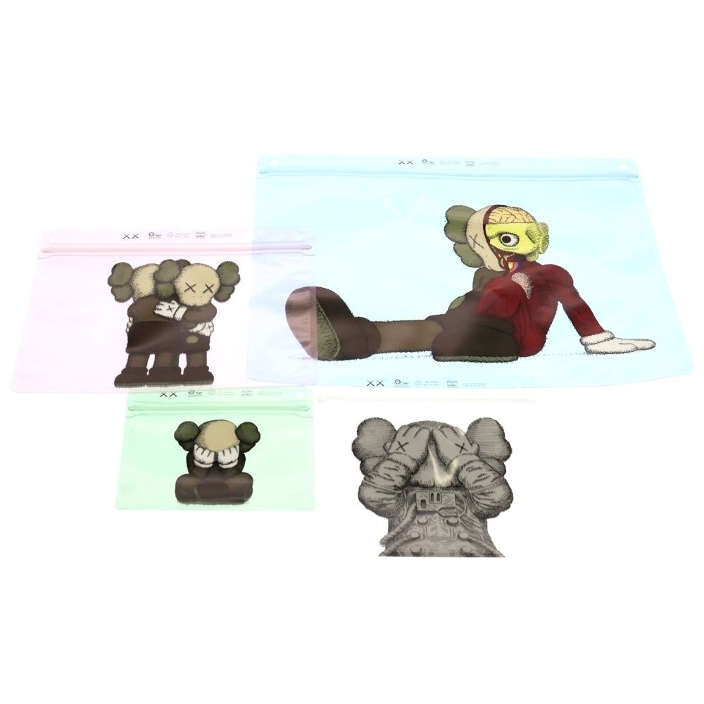 KAWS (カウズ) × Pake Set KAWS TOKYO FIRST パケセット カウズ東京