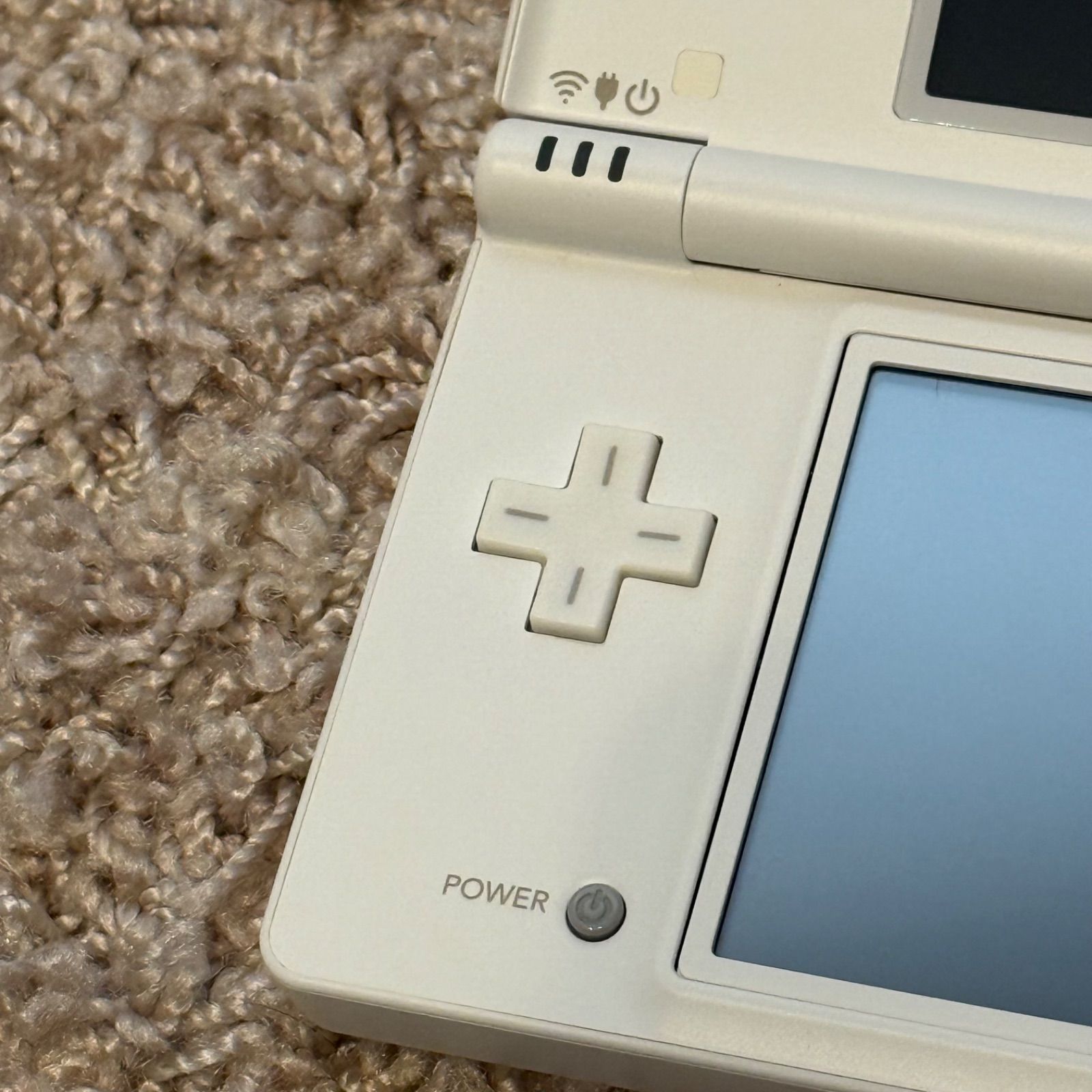 1-033【ほぼ未使用】ニンテンドーDSi ホワイト - メルカリ