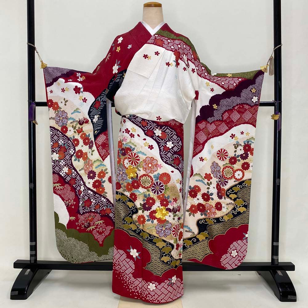 振袖 中古 赤 白 正絹 古典 裄66cm 身丈167cm 美品 M サイズ 成人式 5061 振袖 中古 赤 白 正絹 古典 裄66cm 身丈167cm 美品 M サイズ 成人式