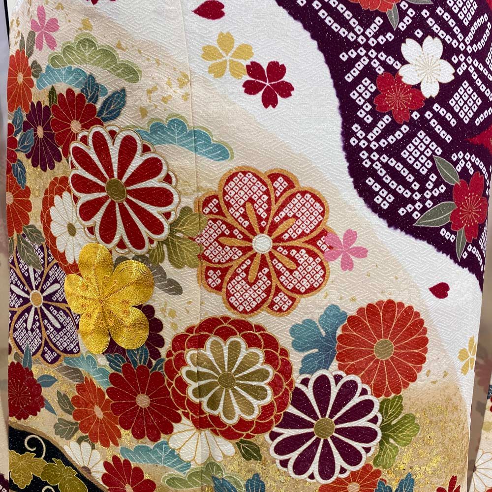 振袖 中古 赤 白 正絹 古典 裄66cm 身丈167cm 美品 M サイズ 成人式 5061 振袖 中古 赤 白 正絹 古典 裄66cm 身丈167cm 美品 M サイズ 成人式