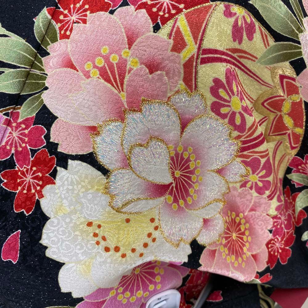  振袖 黒 幅広 大きい 正絹 古典 裄69.5 cm 身丈178 L サイズ 成人式 5072 振袖 着物