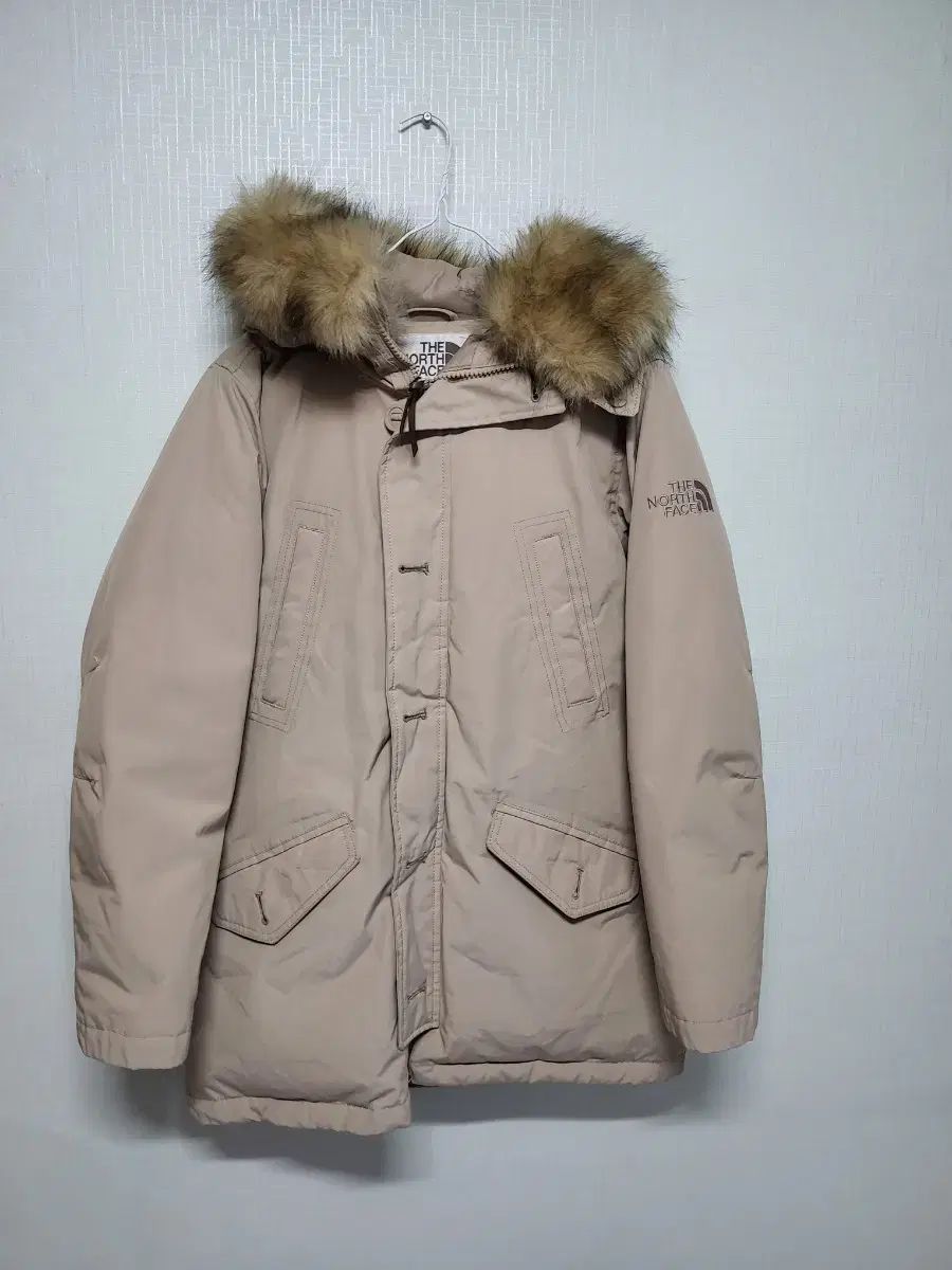 THE NORTH FACE ザノースフェイス ファー ダウン ベージュ ユニセックス ほぼ100
