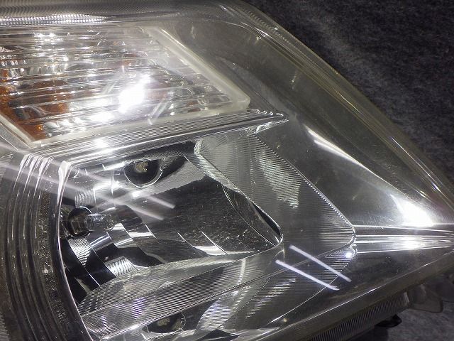 セレナ 前期 ヘッドライト左右 HID C26/NC26 100-23097 バラスト付