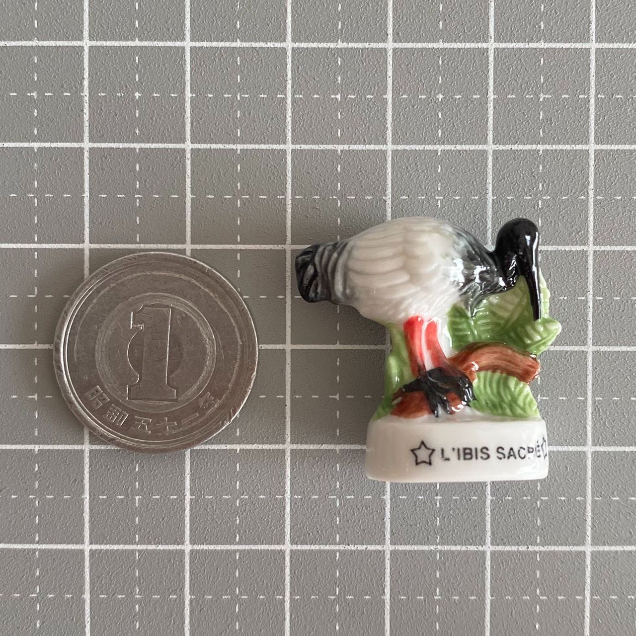 フランスの樹木　フェーブ　ヴィンテージ　フランス　陶器　ミニチュア　置物 フランスの樹木 フェーブ ヴィンテージ フランス 陶器 ミニチュア 置物