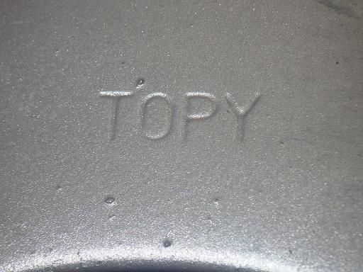 トラックタイヤ Topy