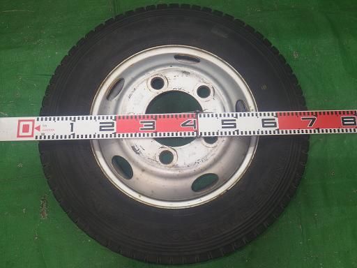 Topy 16インチスチールホイールタイヤ