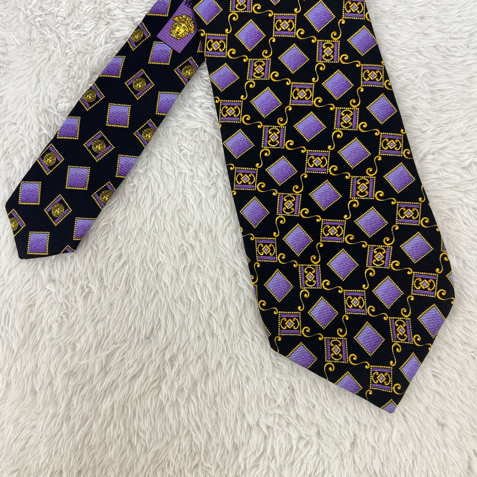 美品》VERSACE (ヴェルサーチェ) シルクネクタイ イタリア製 総柄