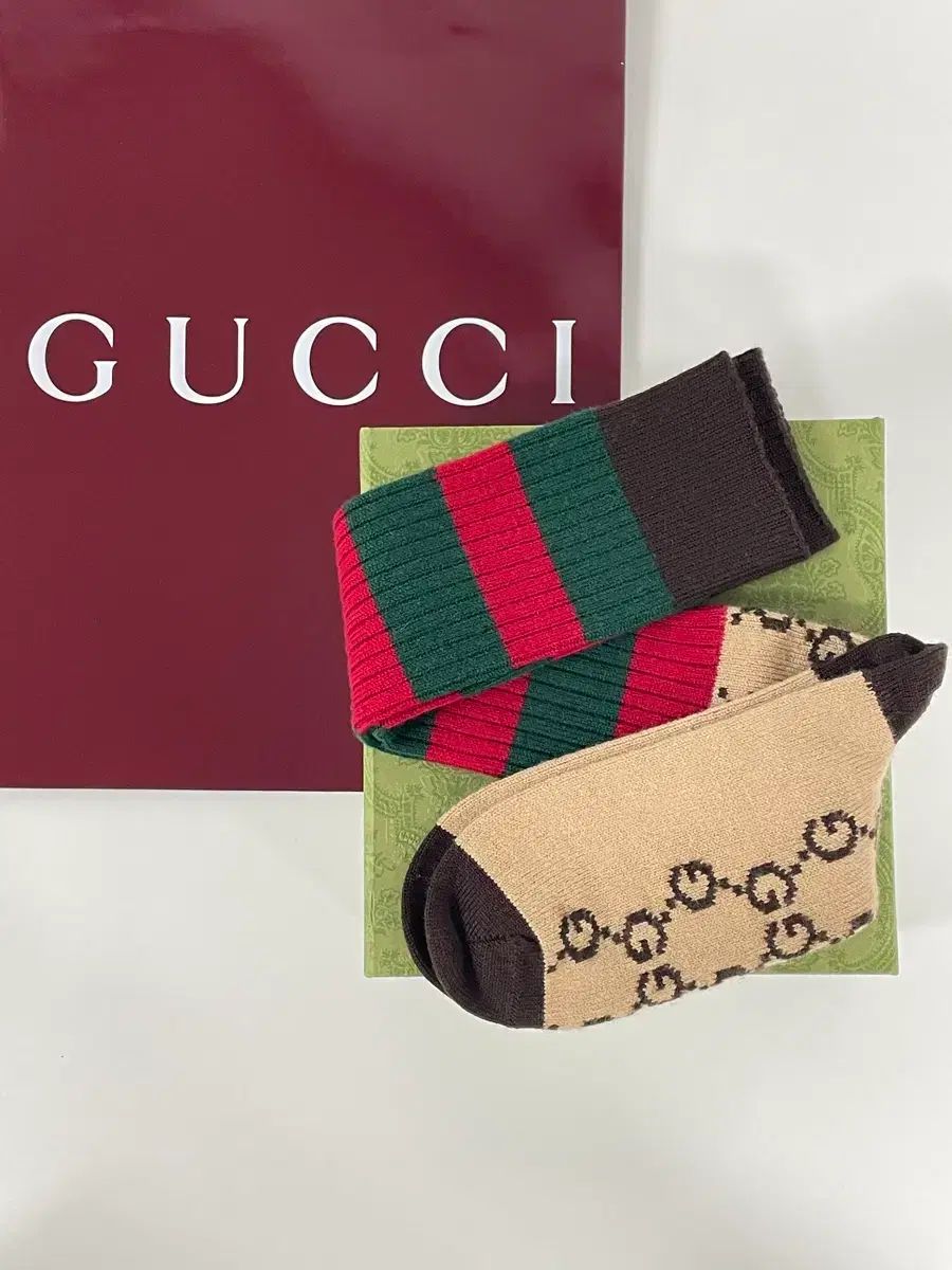 ニーハイソックス