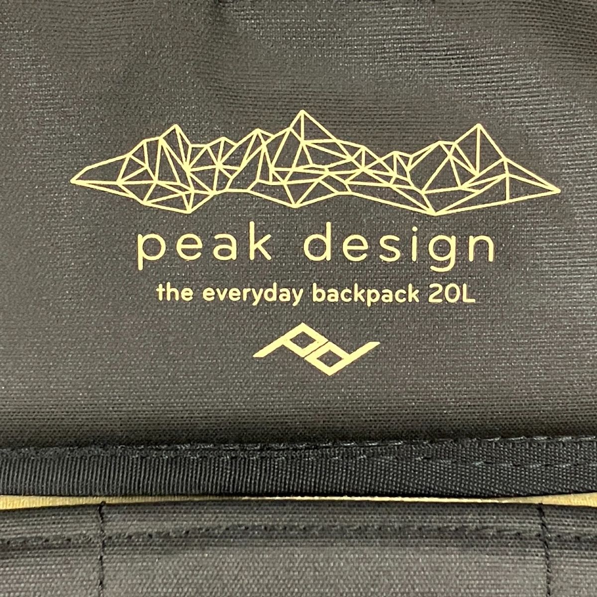 カメラバッグ ブラック