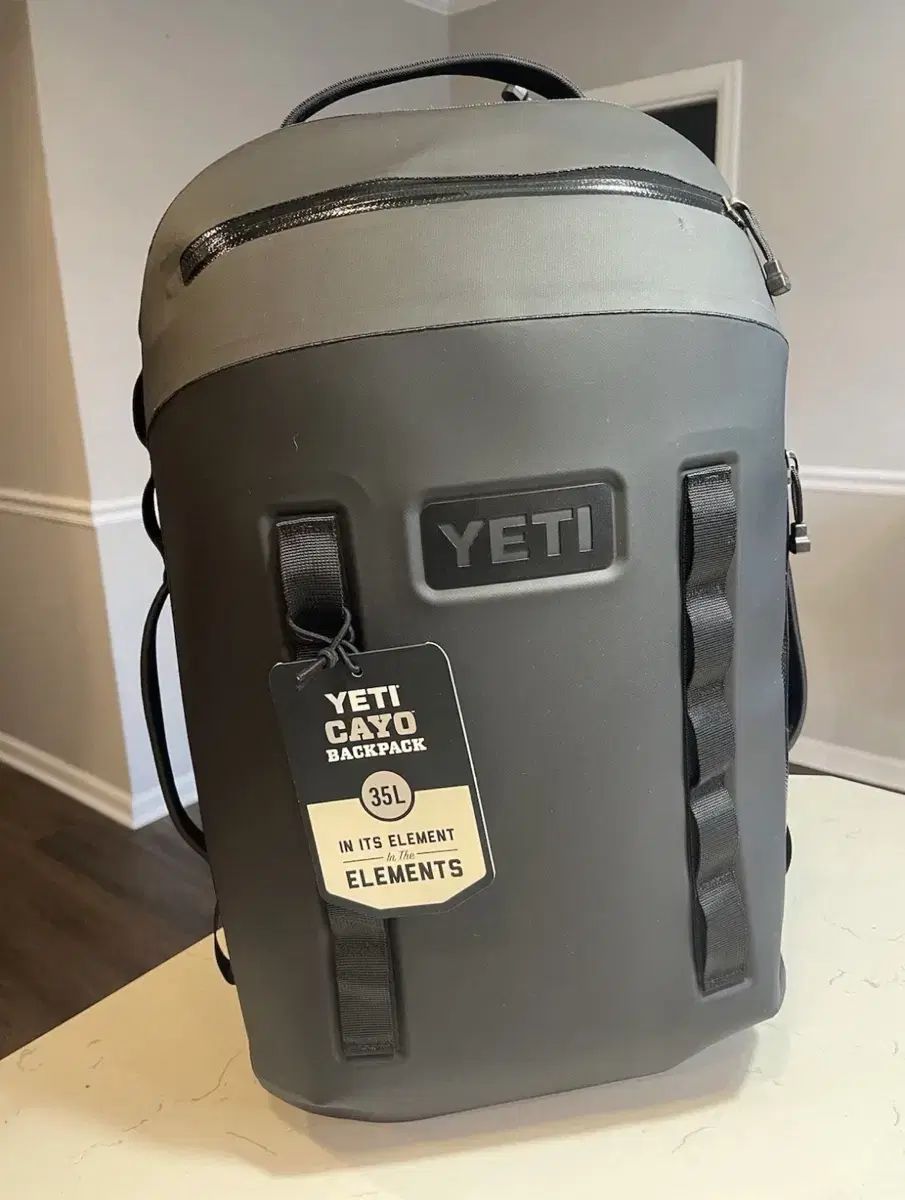 yeti イエティ Cayo バックパック 35 L ブラック