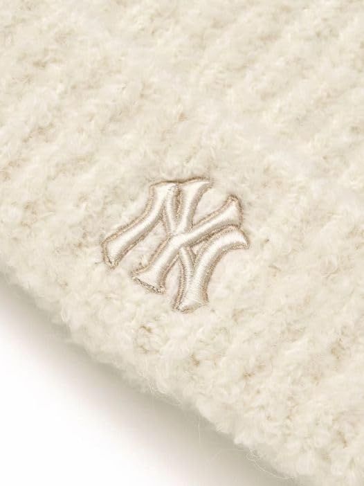 韓国限定 MLB カリナ 着用 猫耳 ミャオン ビーニー 紐付 ホワイト 白 MLB 猫耳 ニット帽 ホワイト カリナ 韓国限定 新品未開封 タグ付