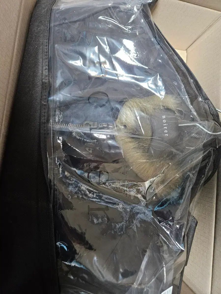 ノイアKKST シャギーファー MA-1 ブラック 깡스타일리스트