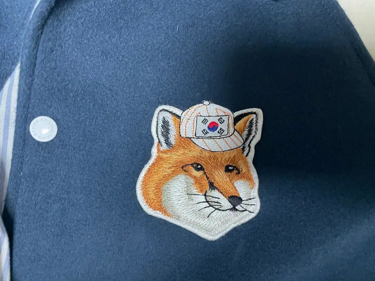 L メゾンキツネ 15fw 国뽕 テディ スタジャン - メルカリ