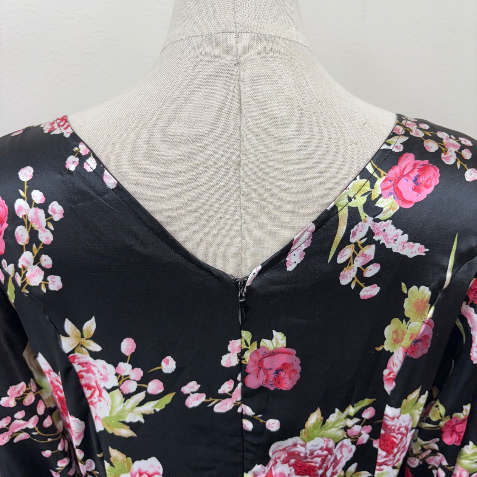prima boutique】フラメンコ衣装 ドレス フリル 黒 薔薇柄 バラ 七分袖