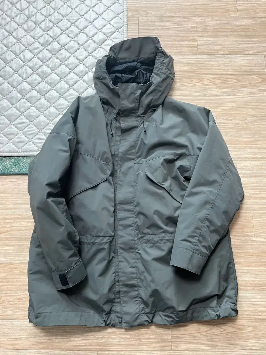 ゴールデンアクター ミドル 3-way ジャケット サイズ 4 100-105