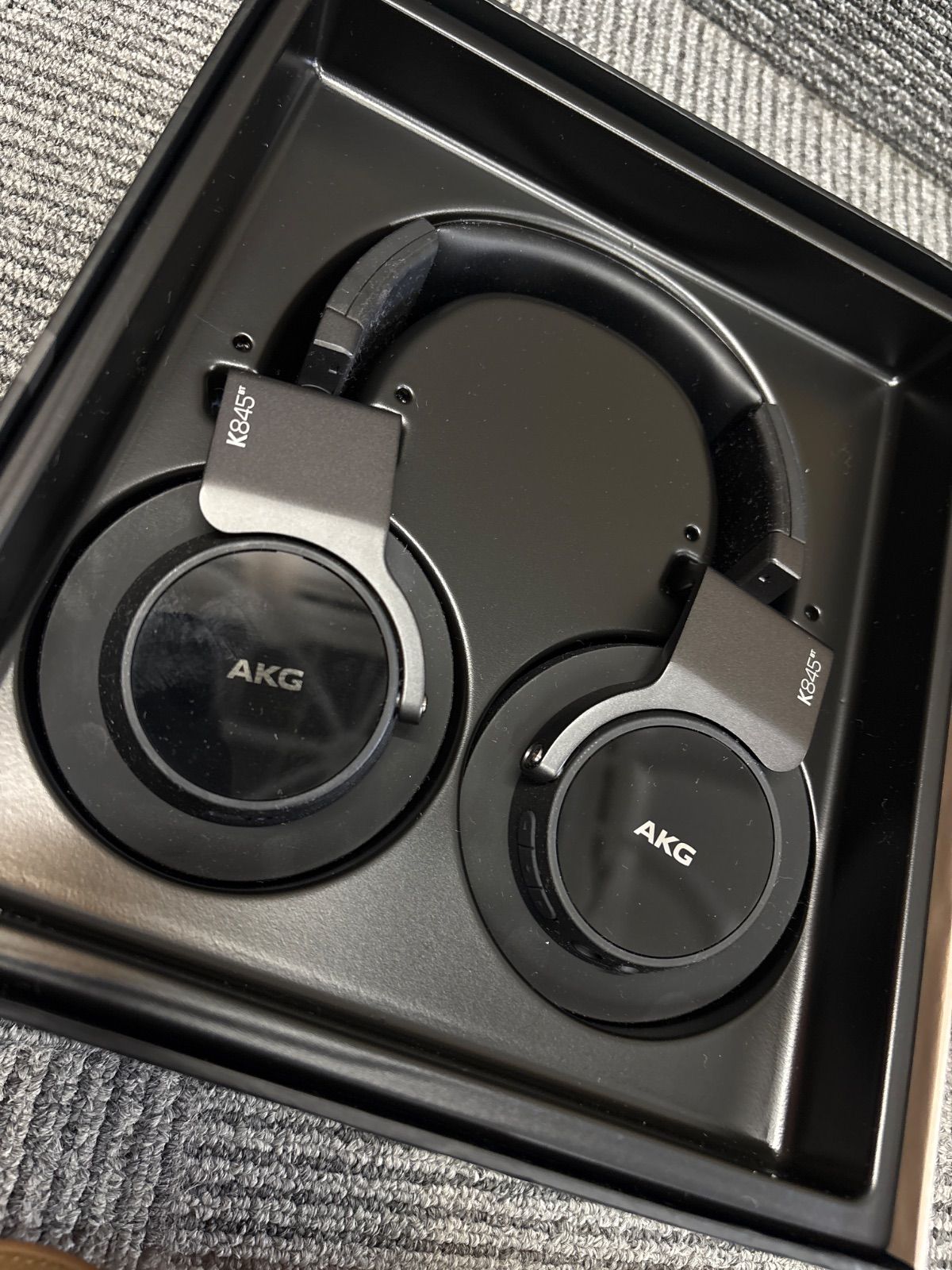 ペルソナ5 佐倉双葉 ワイヤレスヘッドホン AKG K845BT P5 ペルソナ5 AKG ヘッドホン 希少✨】ペルソナ 佐倉双葉 限定 ワイヤレス