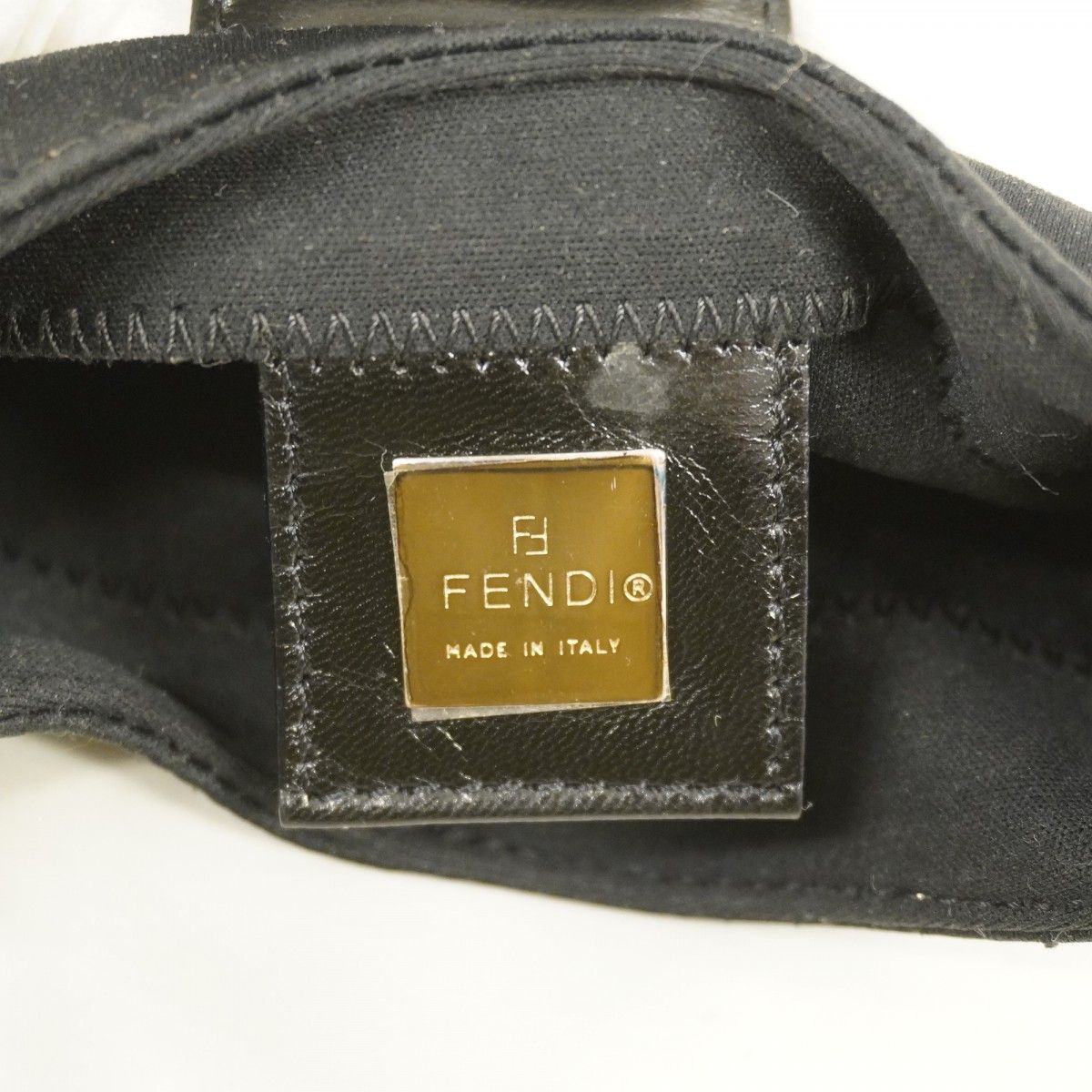 フェンディ FENDI  ロゴ  ハンドバッグ キャンバス レディース  中古 6ab0409】フェンディ ハンドバッグ ナイロンキャンバス ブラック