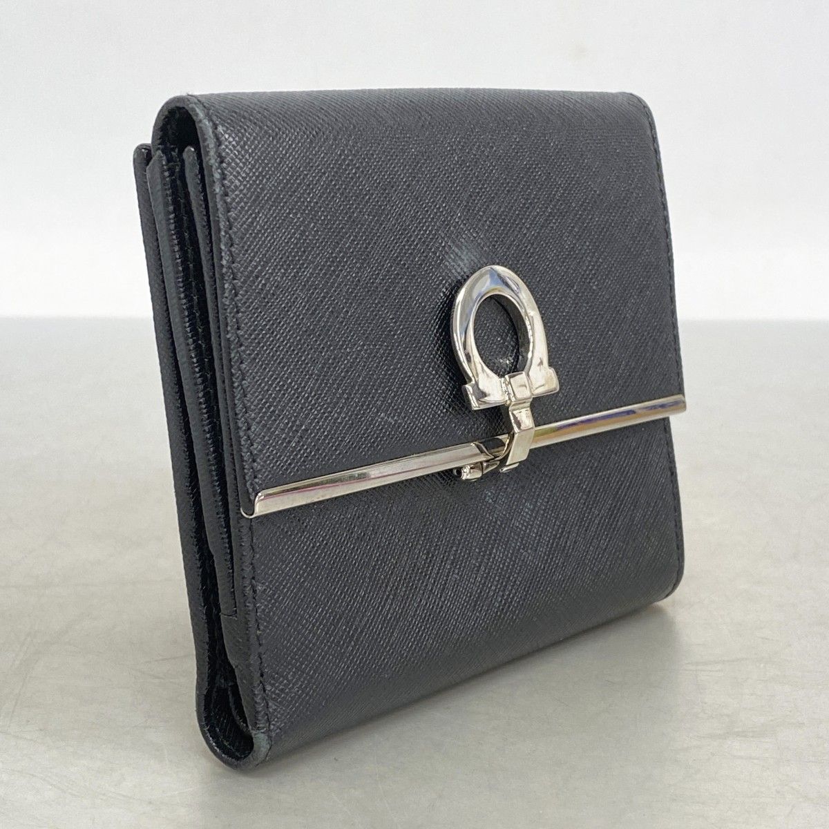 6ab0737】サルヴァトーレフェラガモ 財布 ガンチーニ レザー ブラック