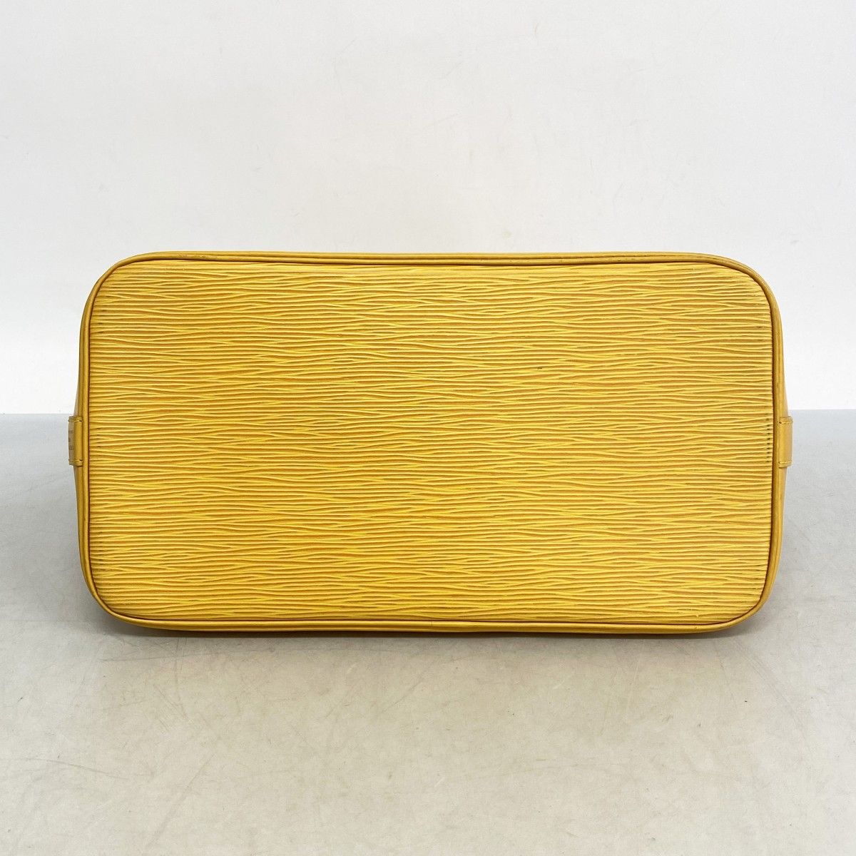 6ab0784】ルイヴィトン ハンドバッグ エピ アルマ M52149 ジョーヌ