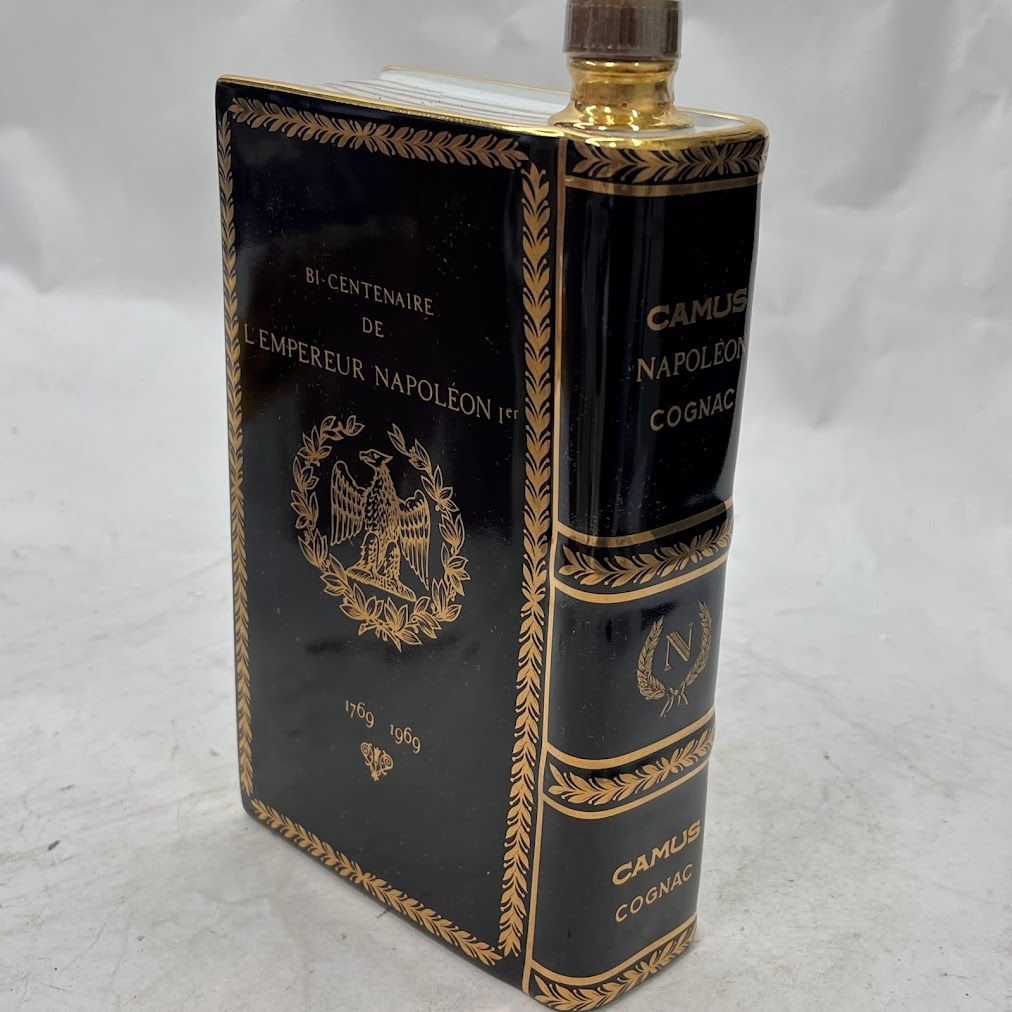 未成年の飲酒は法律で禁じられています】カミュブック黒ブランデー