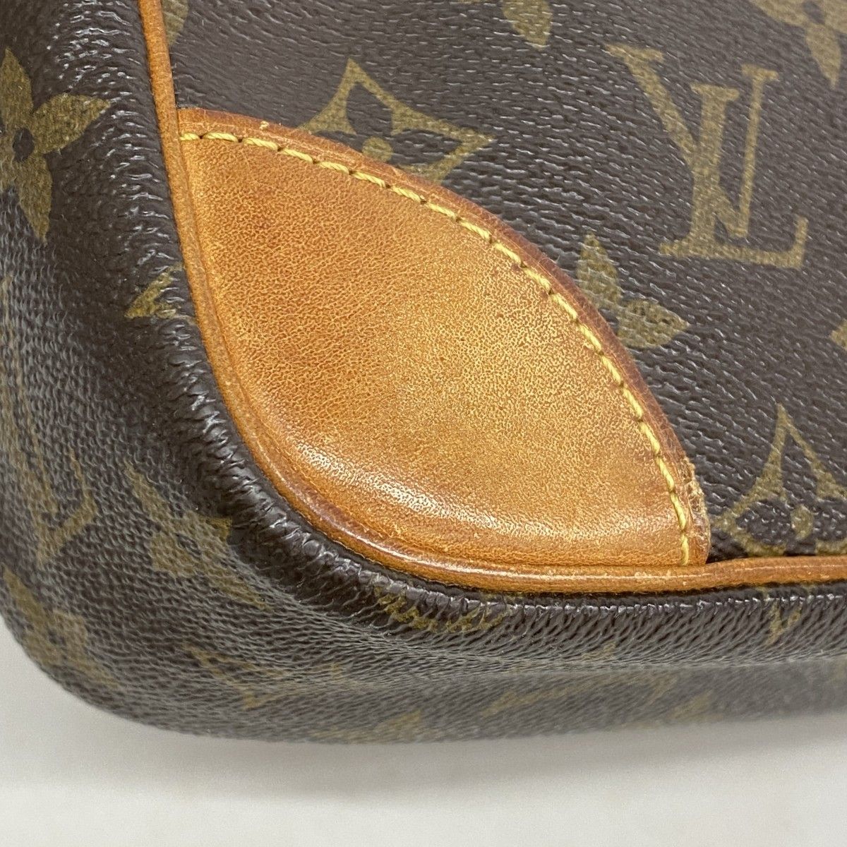 6ab0814】ルイヴィトン クラッチバッグ モノグラム コンピエーニュ28